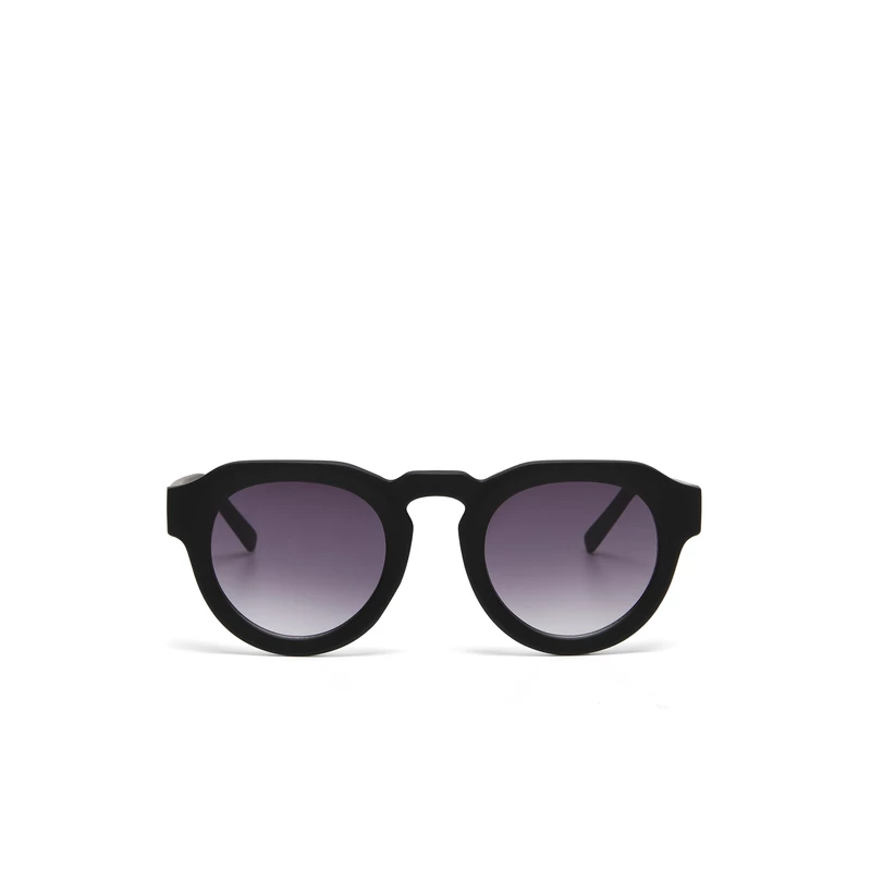 Zeno Black