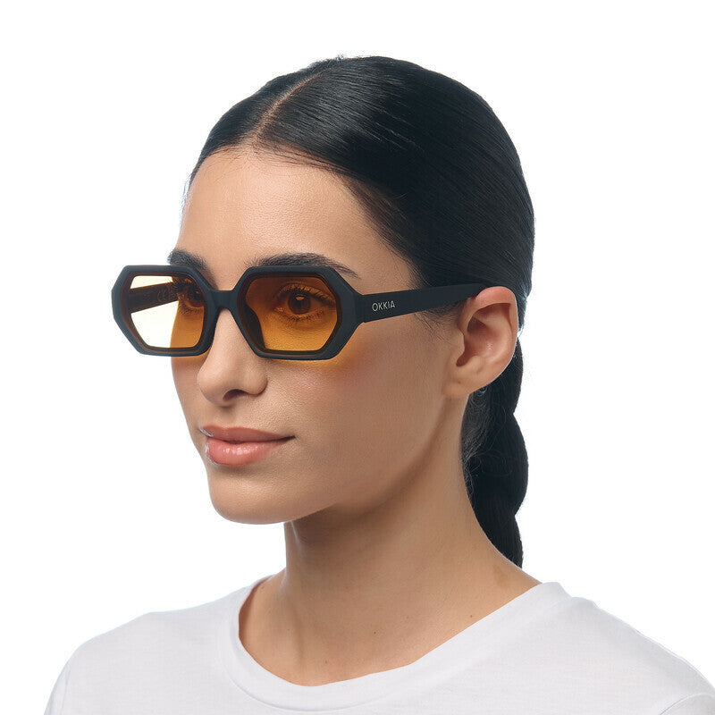 Andrea Black - Lente amarillo