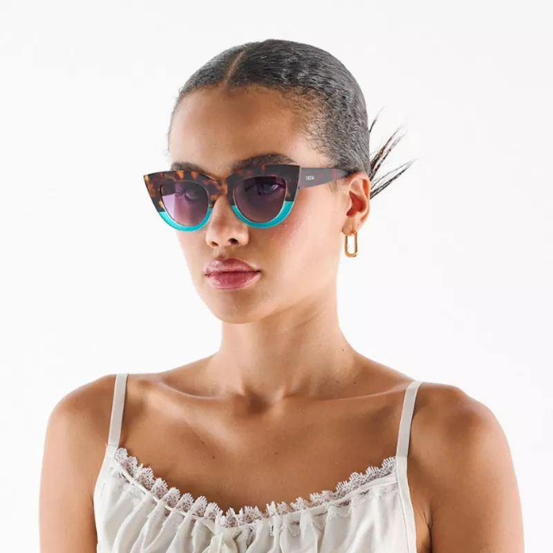 Claudia Havana Blue