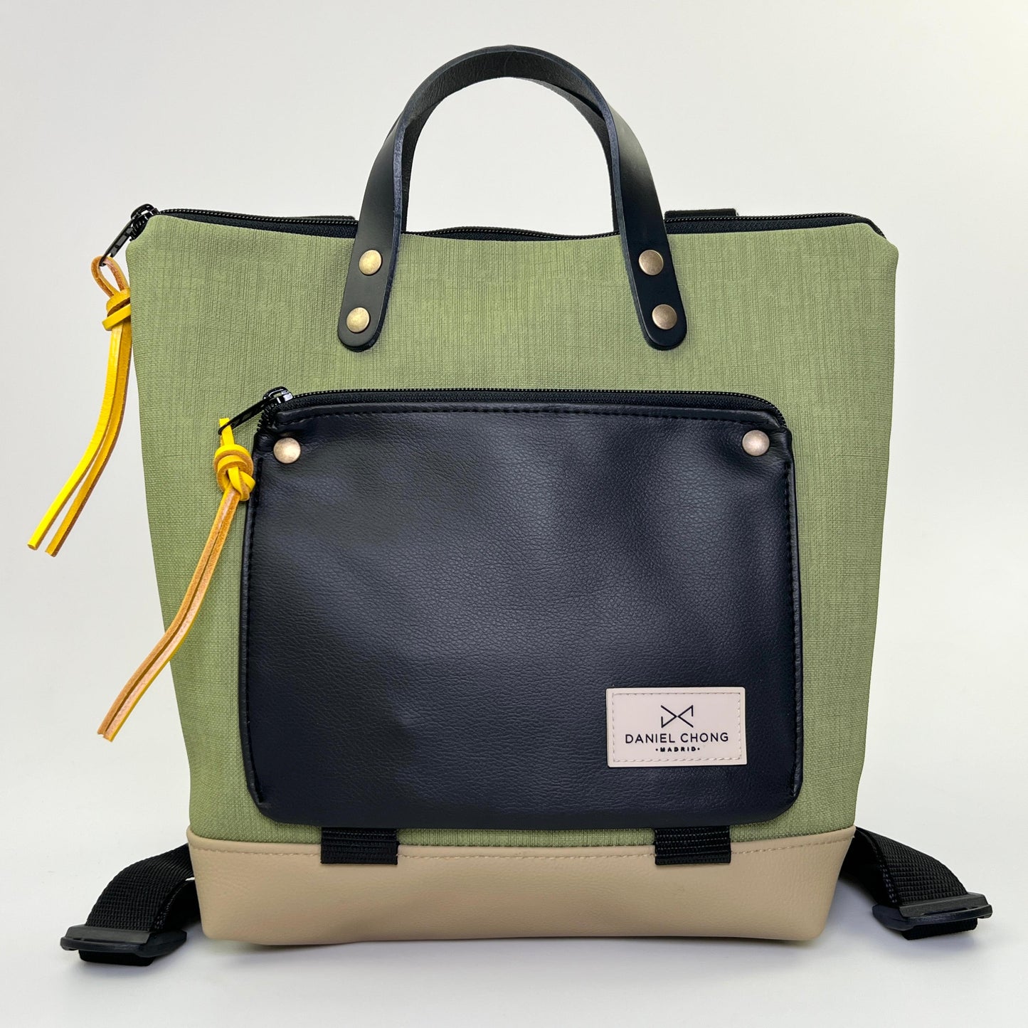 Mochila Mini Cuadrada Book Holder Impermeable DZ